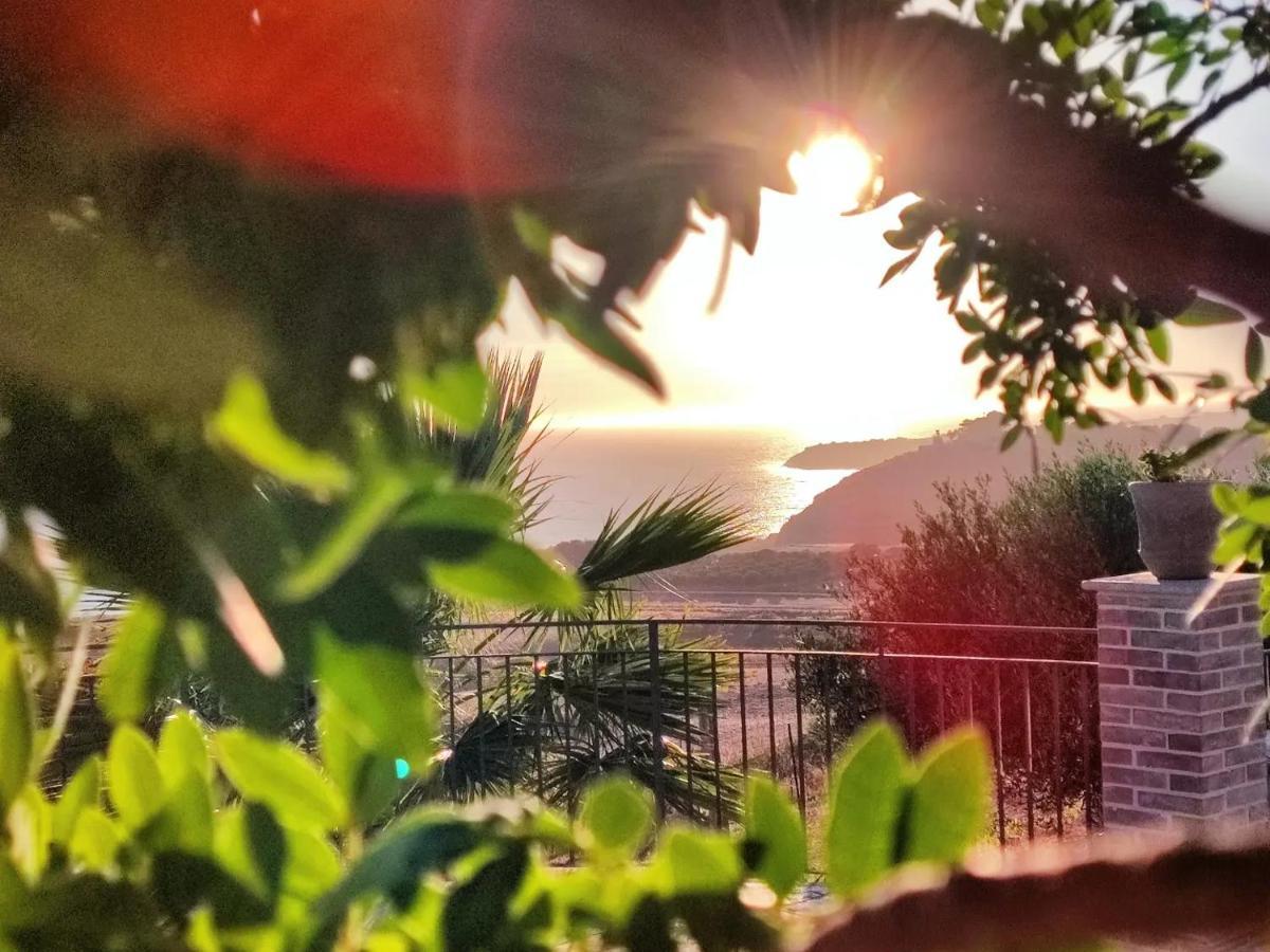 Il Casale Di Bovo Marina Villa Montallegro Bagian luar foto
