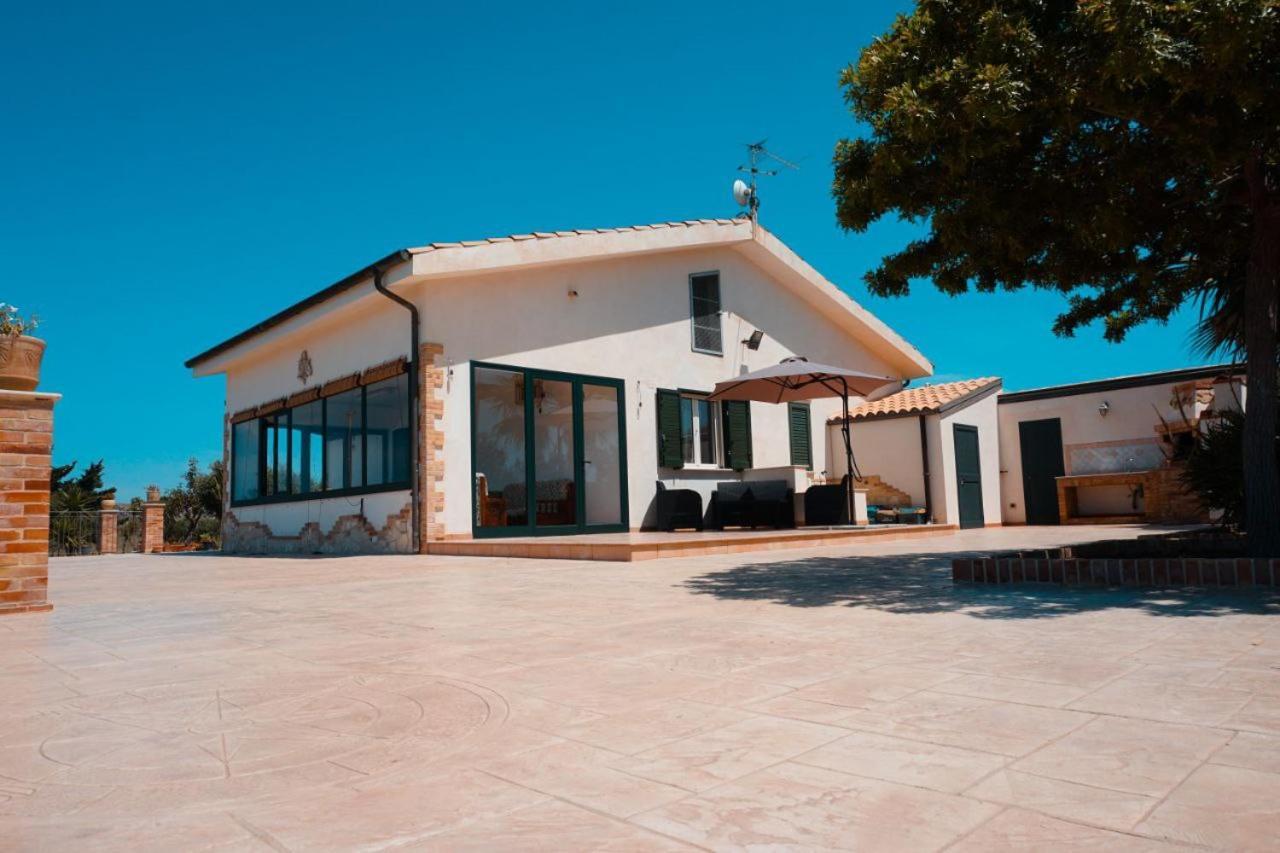 Il Casale Di Bovo Marina Villa Montallegro Ruang foto